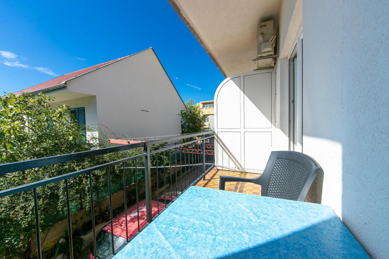 Apartments With A Parking Space Gradac, Makarska - 14708 المظهر الخارجي الصورة